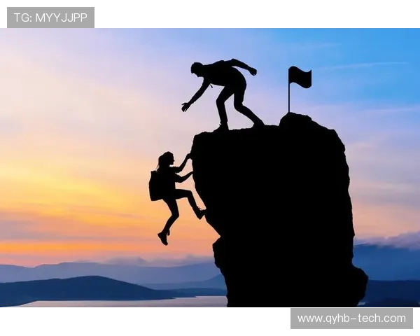 圆寸足球明星的传奇之路与背后的努力与坚持